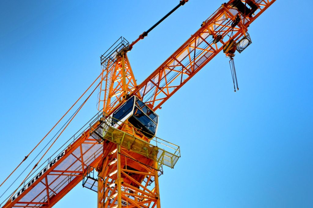 Construction crane