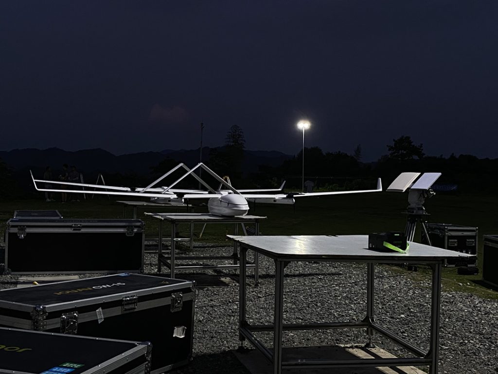 CW-25E at night